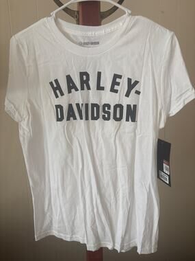 White Women’s Harley Davidson Tee Medium NWT